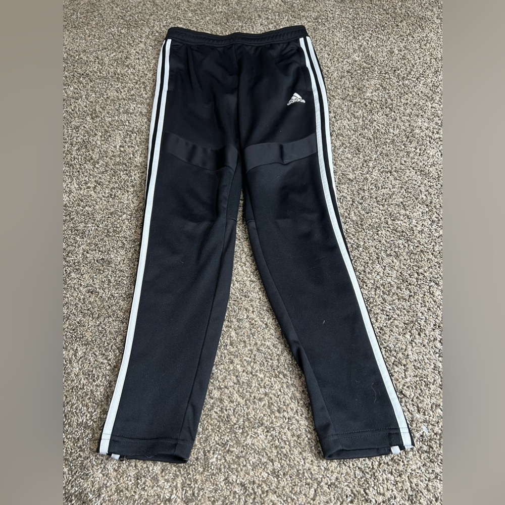 Women’s adidas aeroready track pants size small